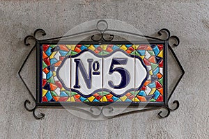 Number 5, five, house number