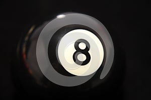 Number 8 Pool ball