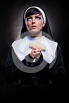 Nun