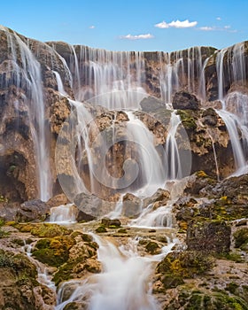 Nuorilang waterfall, jiuzhaigou, sichuan