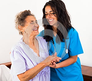 Sorelle cura più vecchio pazienti 