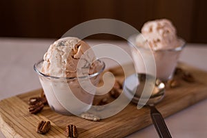 Nut ice cream