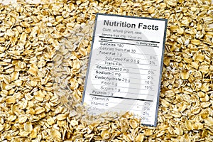 Nutrition facts of whole grain raw oats