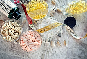 Nutritional supplements in capsules and tablets