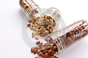 Nuts in sustainable glass storage