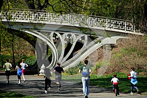 NYC: Joggers in Central Park