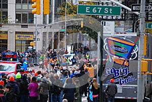 2014 NYC Marathon Mens Leader Pack