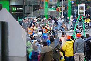 2014 NYC Marathon Mens Leader Pack