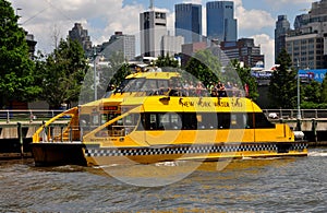 NYC: New York Water Taxi