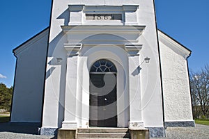 NÃÂ¤singe church (entrance) photo