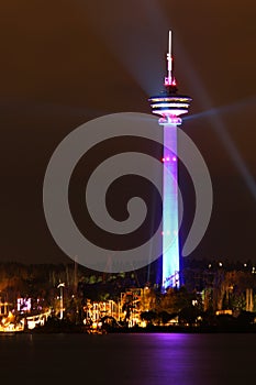 NÃÂ¤sinneula by night