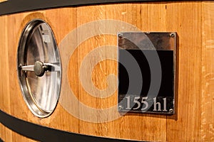 Oak wine tank