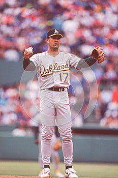 Oakland Athletics pitcher Ron Darling