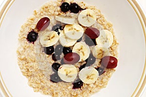 Oatmeal Breakfast with Fruit and Berries