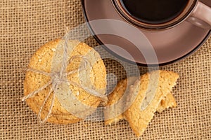 Oatmeal cookies with sesame seeds