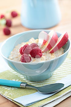 Oatmeal porridge with fruits