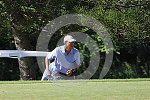 Obama playing golf Hawaii
