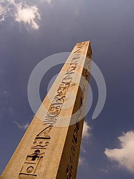 Obelisk 1