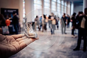 Object in the form of a boot printed on a 3d printer and covered with enamel