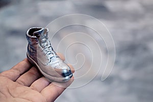 Object in the form of a boot printed on a 3d printer and covered with enamel