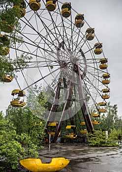 Obsolete ferris wheel in Pripyat park