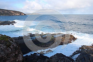 ocean at admirals arch on kangaroo island (australia)