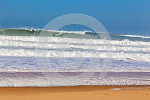 Ocean coast, moviment waves with foam. photo