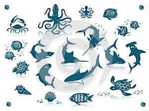 Ocean fishes icon set