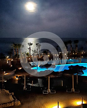 The ocean summerlight by night