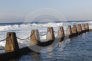 Ocean Tidal Pool Chains