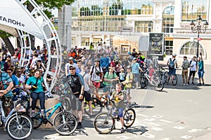 The event bicycle day. Bicyclists, adults and children, their portraits