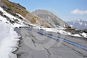 Oetztal Valley, alpine road and chapel, Austria
