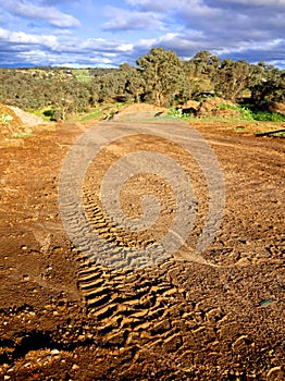 Off road driving tracks