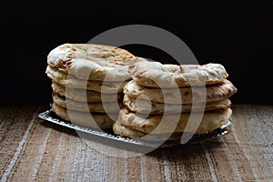 Offer loaves for the temple. Rite of the Jewish religion