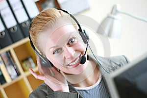 Office receptionist 6