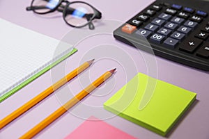Office supplies in the pinc color workspace