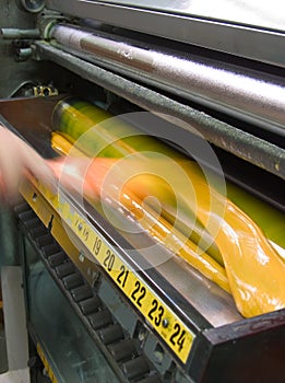 Offset machine working