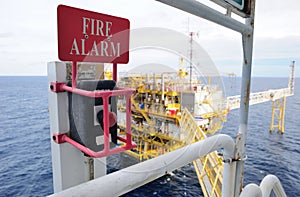 Offshore fire alarm