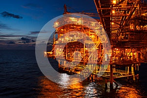 Offshore the night Industry oil and gas