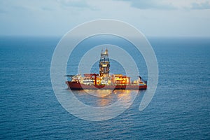 Offshore oil and gas drillship with illumination