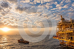 Offshore oil and Gas processing platform, petrolium industry to