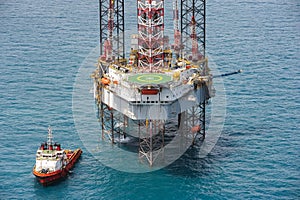 Offshore oil rig drilling platform