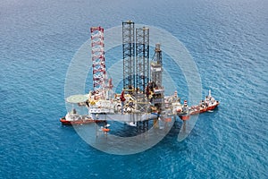 Offshore oil rig drilling platform