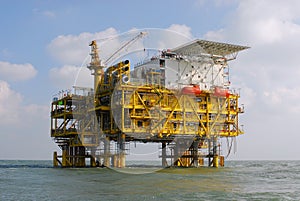 OFFSHORE PLATFORMS photo