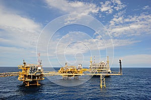 Offshore production platform