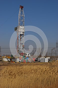 Oil drilling rig