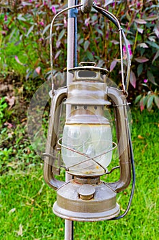 Oil and gas lamp