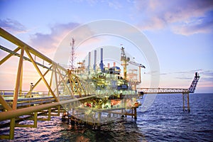 Oil and gas platform or Construction platform in the gulf or the sea, Production process for oil and gas industry