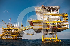 Oil and gas platform in the gulf