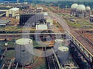 Oil and gas refinery storage tank and Detail of equipment oil pipeline